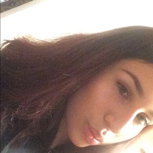 Meet your Posher, Litzy